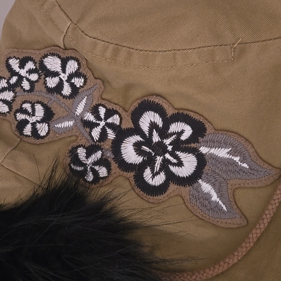 Ann Taylor LOFT Olive Faux Fur Hooded Jacket - Picture 5 of 16